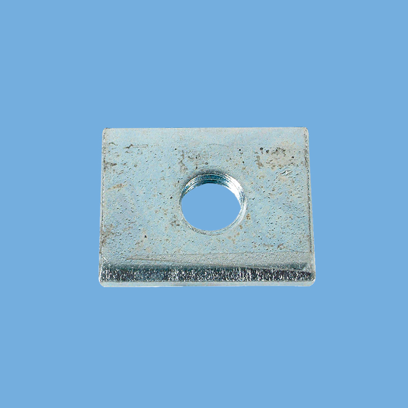 13 162 xxx 電鍍鋅方塊螺母.jpg