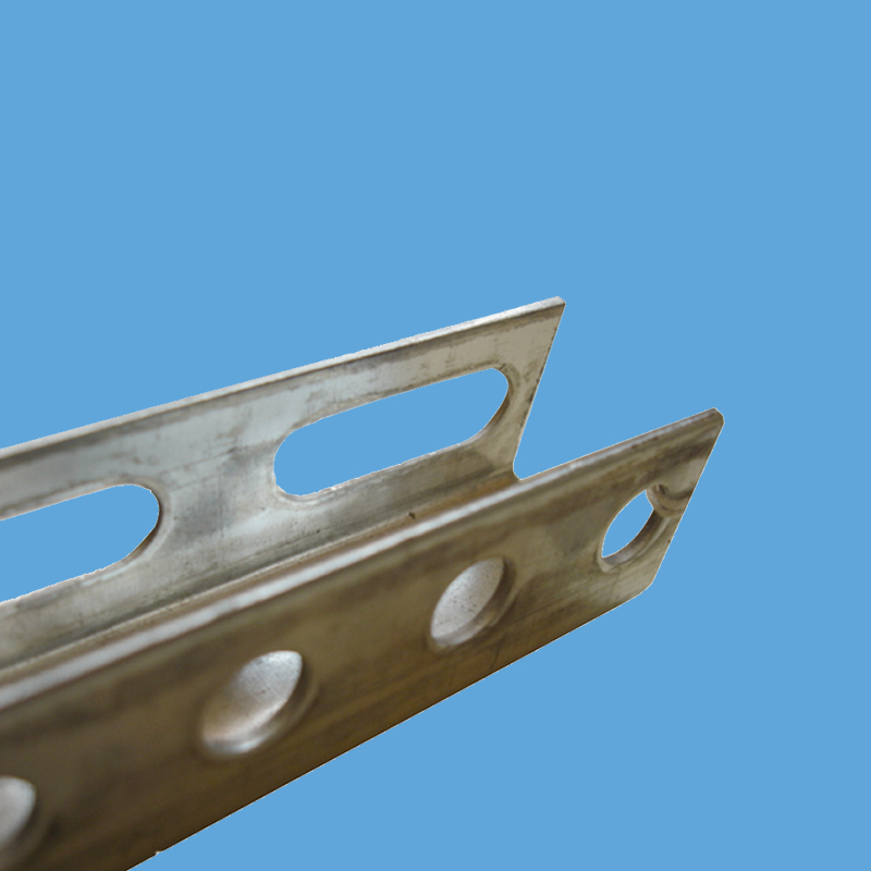 13 501 xxx 預(yù)鍍鋅板U型槽鋼，一側(cè)帶長(zhǎng)孔，一側(cè)帶圓孔，底部帶圓孔.jpg