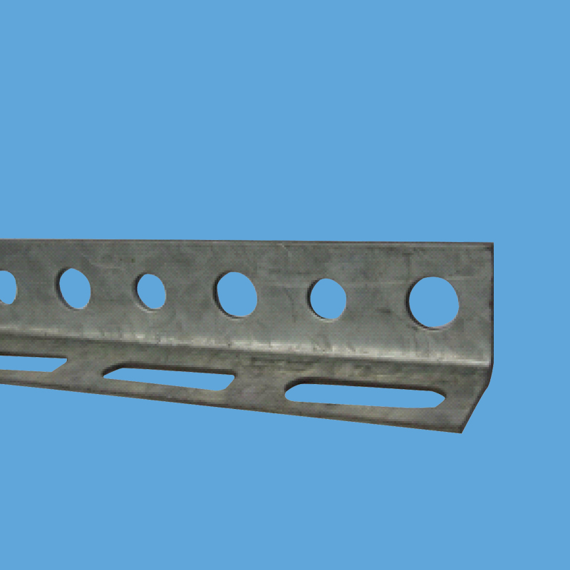 13 020 xxx 一邊圓孔，一邊長孔預(yù)鍍鋅板角鋼.jpg